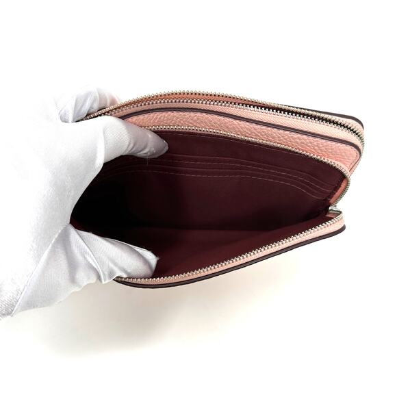 Coach Double Zip Wallet in Light Pink Leather C5610 - Picture 4 of 9